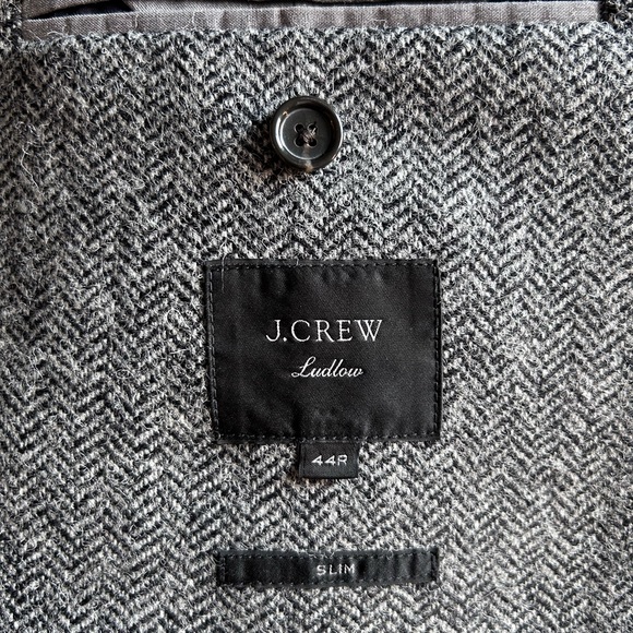 J Crew Ludlow Blazer in Herringbone English Tweed, 44R - Picture 3 of 3
